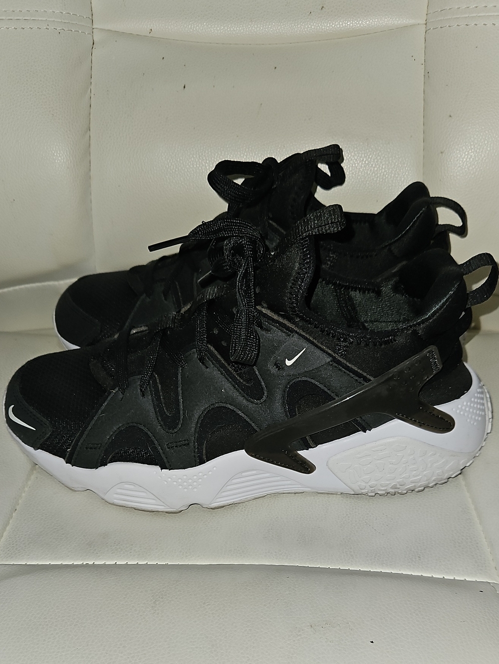 Women's Nike Air Huarache Black and White Athletic Sneakers